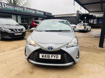 Used Toyota Yaris 2018 for sale - 77302557: Photo