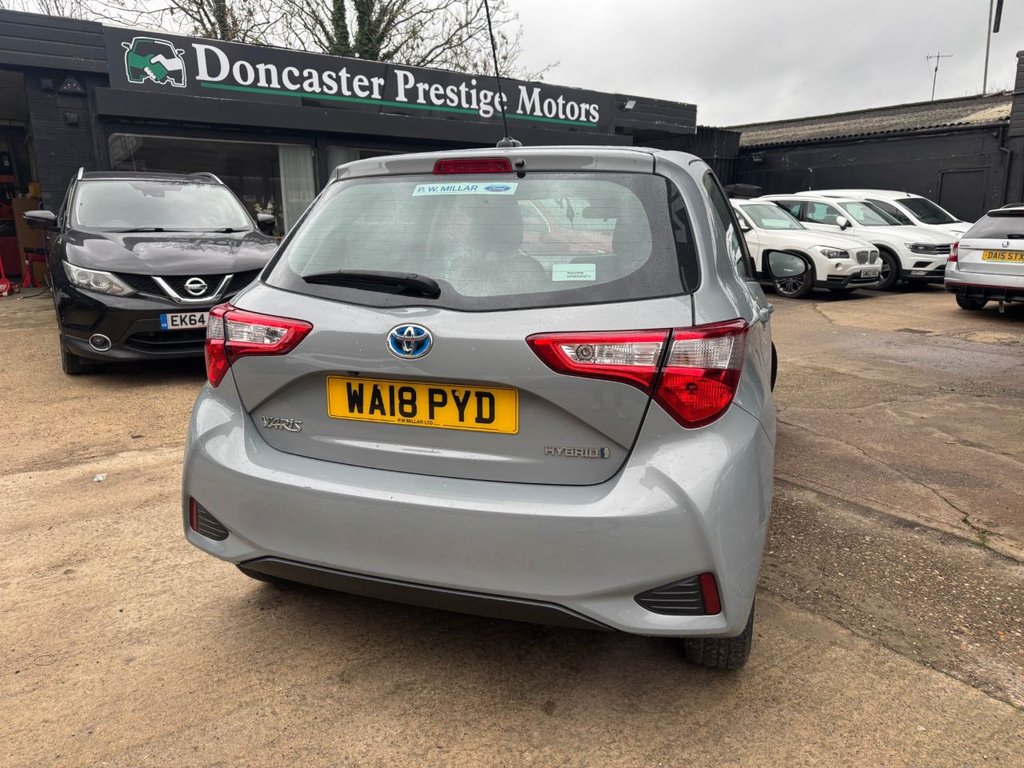 Used Toyota Yaris 2018 for sale - 77302557: Photo 5