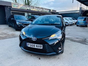 Used Toyota Yaris 2018 for sale - 78074227: Photo