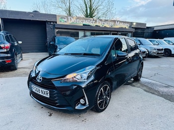Used Toyota Yaris 2018 for sale - 78074227: Photo