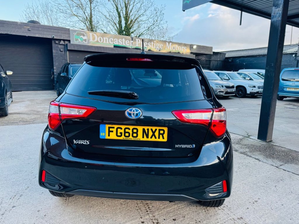 Used Toyota Yaris 2018 for sale - 78074227: Photo 6