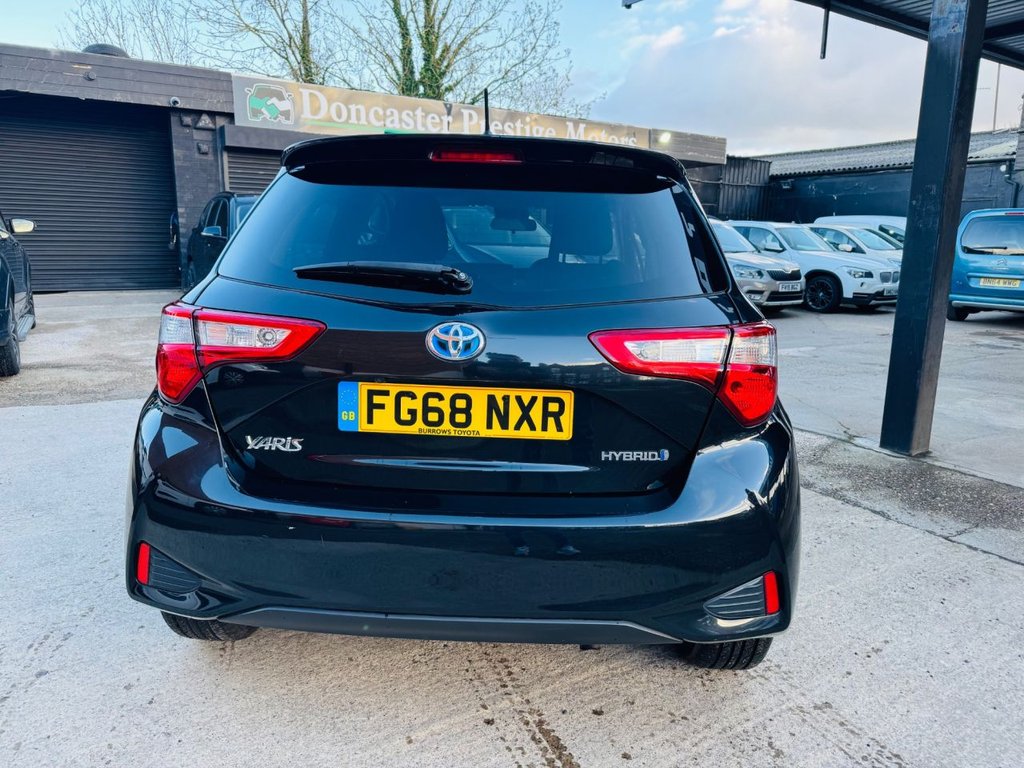 Used Toyota Yaris 2018 for sale - 78074227: Photo 8