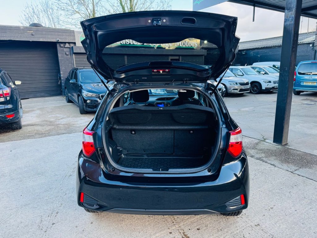 Used Toyota Yaris 2018 for sale - 78074227: Photo 9