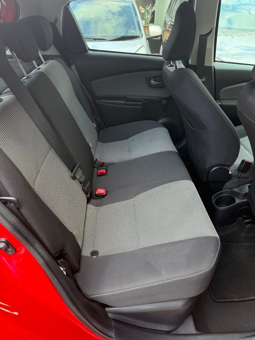 Used Toyota Yaris 2016 for sale - 77193444: Photo 11