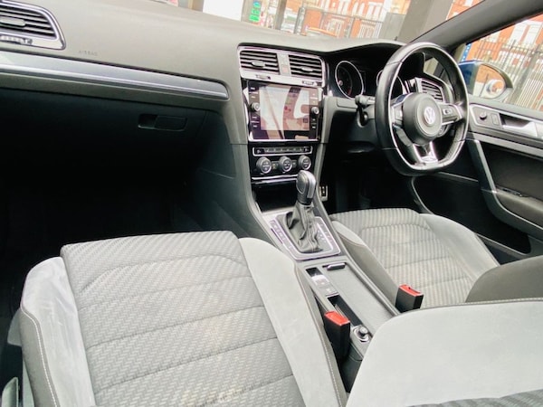 Used Volkswagen Golf 2020 for sale - 75155640: Photo 10