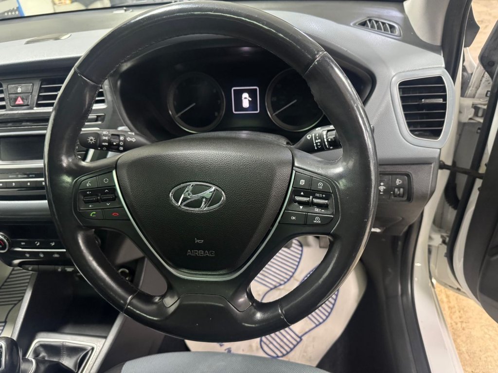 Used Hyundai i20 2015 for sale - 77084790: Photo 25