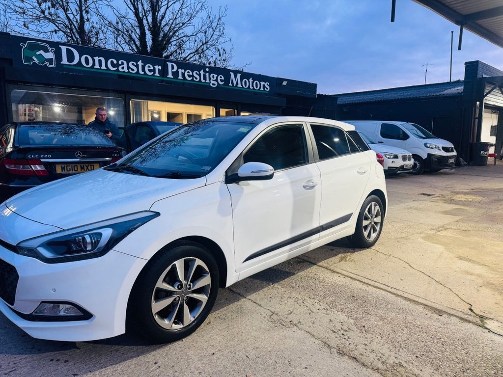 Used Hyundai i20 2015 for sale - 77084790: Photo 4