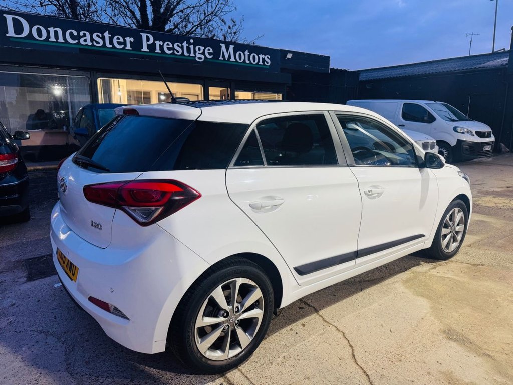 Used Hyundai i20 2015 for sale - 77084790: Photo 8