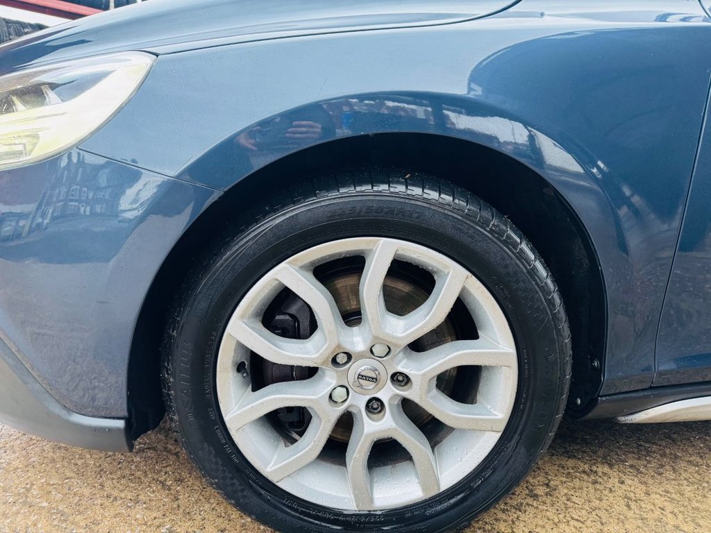 Used Volvo V40 2017 for sale - 77483491: Photo 31