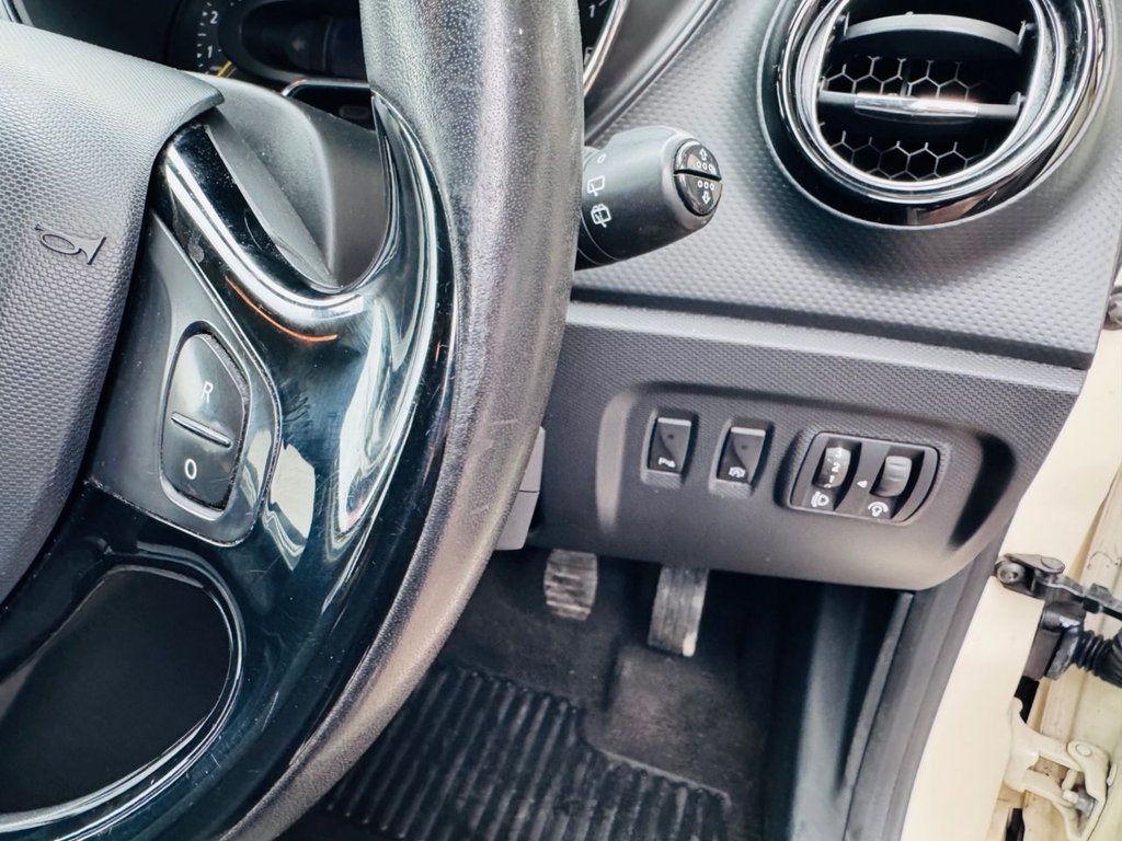 Used Renault Captur 2014 for sale - 78220803: Photo 16