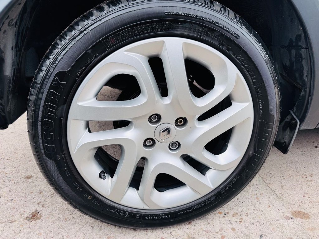 Used Renault Captur 2014 for sale - 78220803: Photo 24