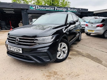 Used Volkswagen Tiguan Allspace 2023 for sale - 78757925: Photo