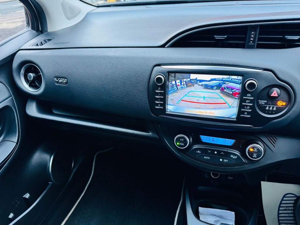 Used Toyota Yaris 2019 for sale - 77014340: Photo 12