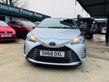 Used Toyota Yaris 2019 for sale - 77014340: Photo