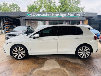 Used Volkswagen Golf 2021 for sale - 78850950: Photo