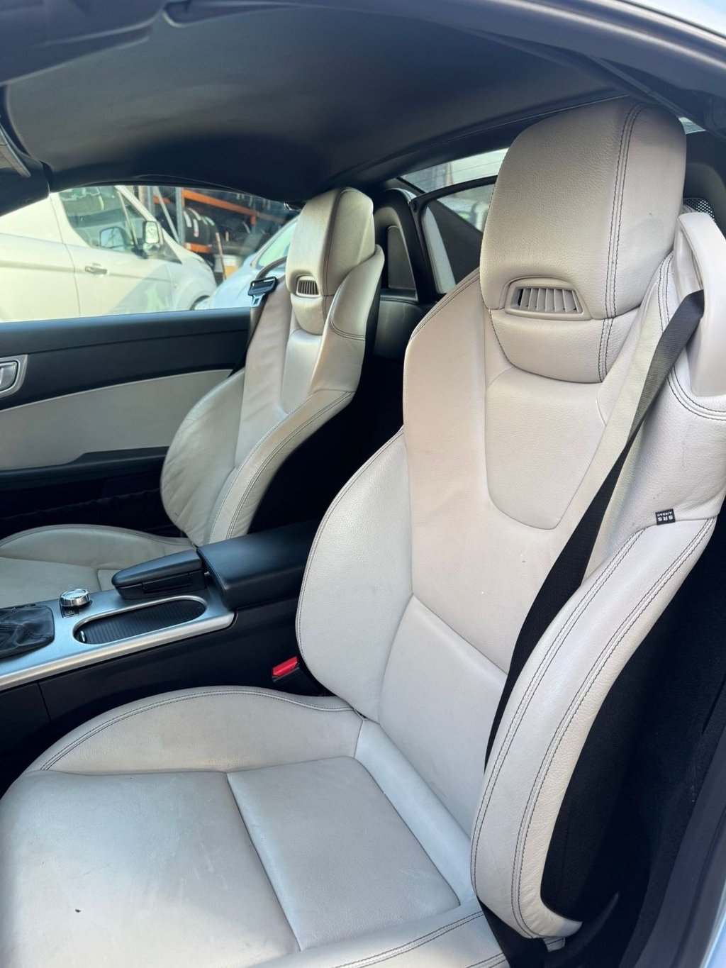 Used Mercedes-Benz SLK 2013 for sale - 77765641: Photo 24