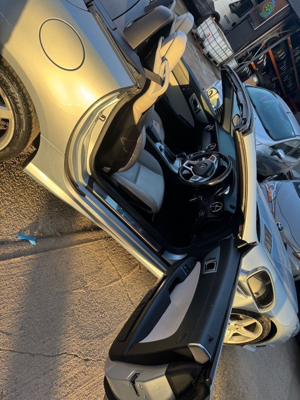 Used Mercedes-Benz SLK 2013 for sale - 77765641: Photo 9