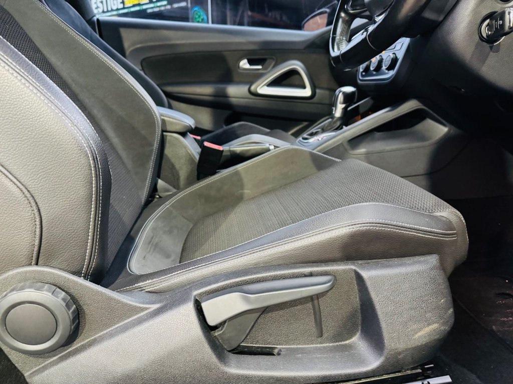 Used Volkswagen Scirocco 2015 for sale - 76420059: Photo 11