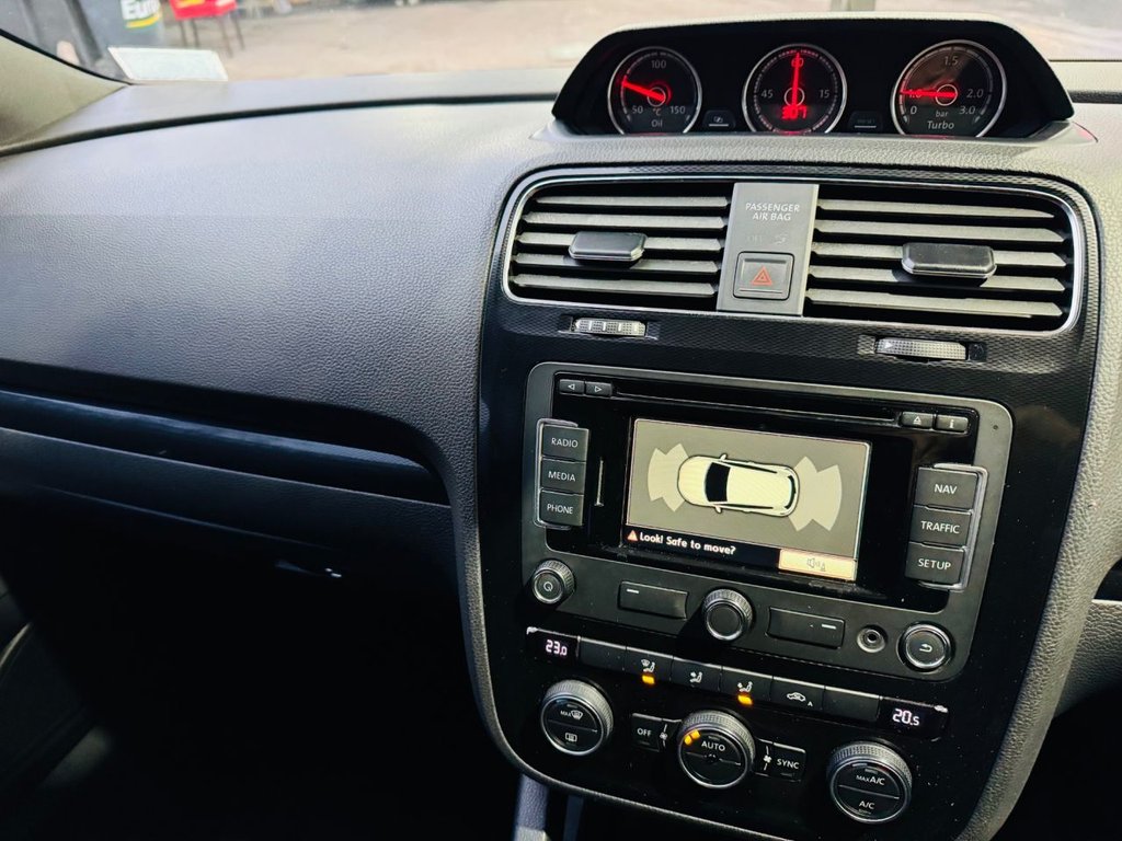 Used Volkswagen Scirocco 2015 for sale - 76420059: Photo 17