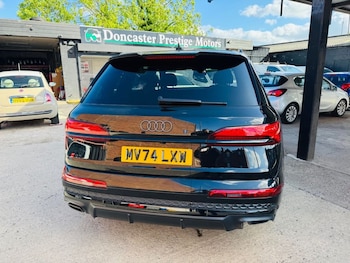 Used Audi Q7 2024 for sale - 78557379: Photo