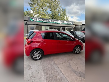 Used Toyota Yaris 2016 for sale - 75541306: Photo