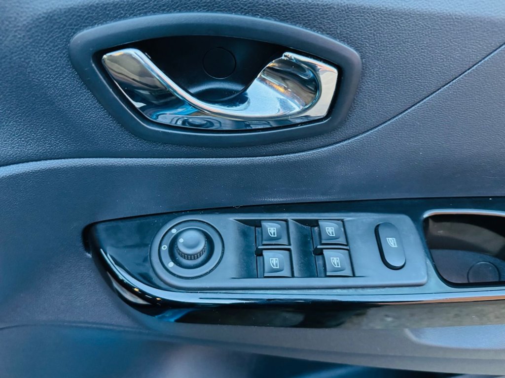 Used Renault Captur 2017 for sale - 77161691: Photo 23