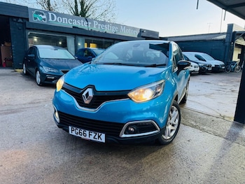 Used Renault Captur 2017 for sale - 77161691: Photo