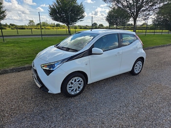 Used Toyota AYGO 2019 for sale - 75776463: Photo