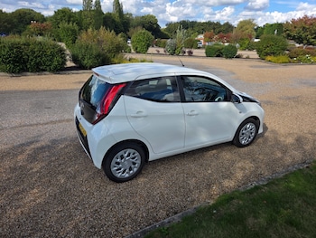 Used Toyota AYGO 2019 for sale - 75776463: Photo