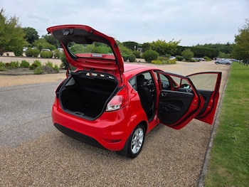 Used Ford Fiesta 2017 for sale - 75400463: Photo