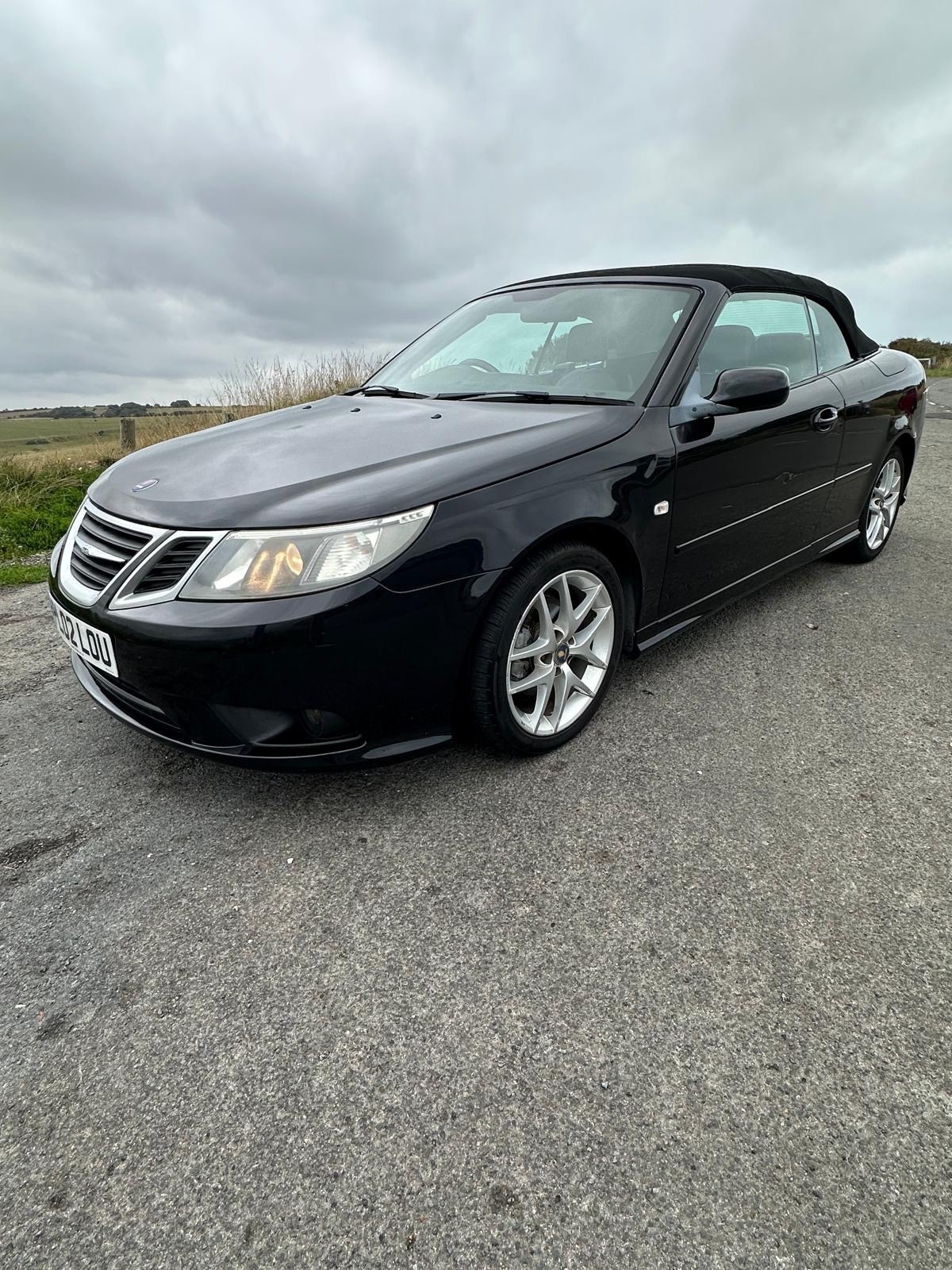 Used Saab 9-3 2009 for sale - 76172257: Photo 2