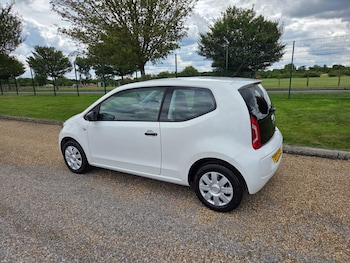 Used Volkswagen up! 2014 for sale - 75435176: Photo