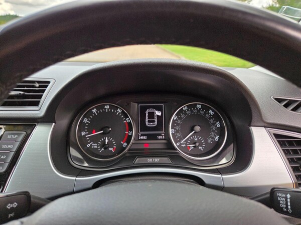Used Skoda Fabia 2017 for sale - 75401518: Photo 57