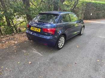 Used Audi A1 2014 for sale - 79617131: Photo