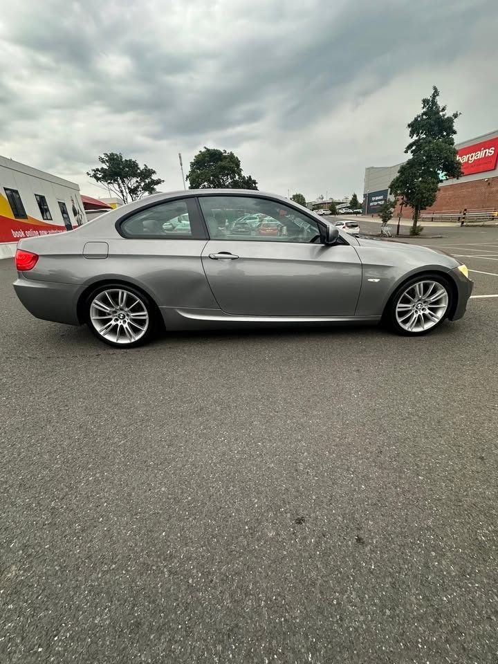 Used BMW 3 Series 2010 for sale - 76177026: Photo 8
