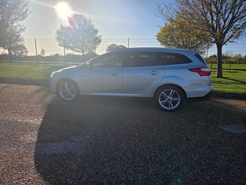 Used Ford Focus 2014 for sale - 76352314: Photo