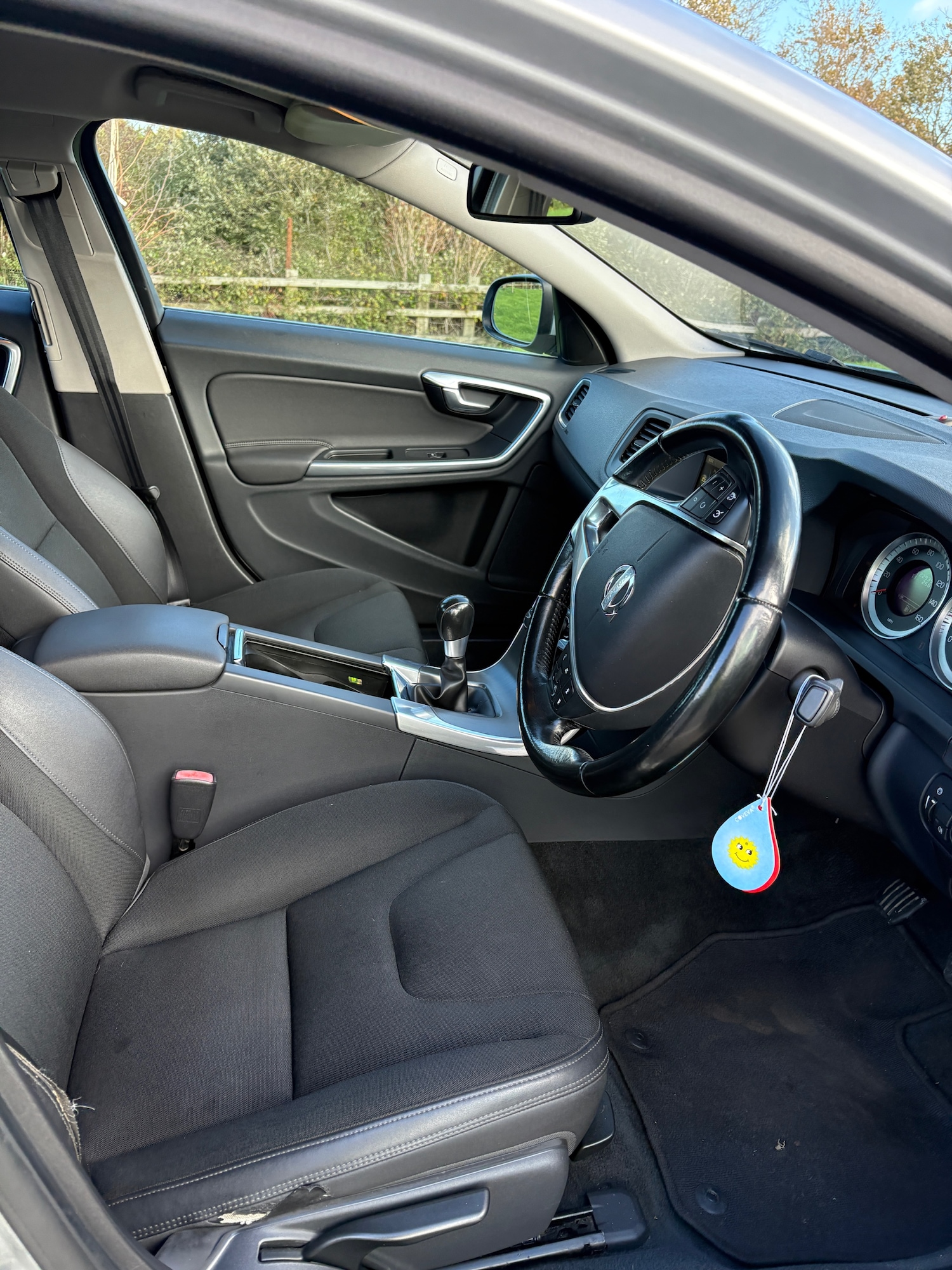 Used Volvo S60 2012 for sale - 76618547: Photo 10