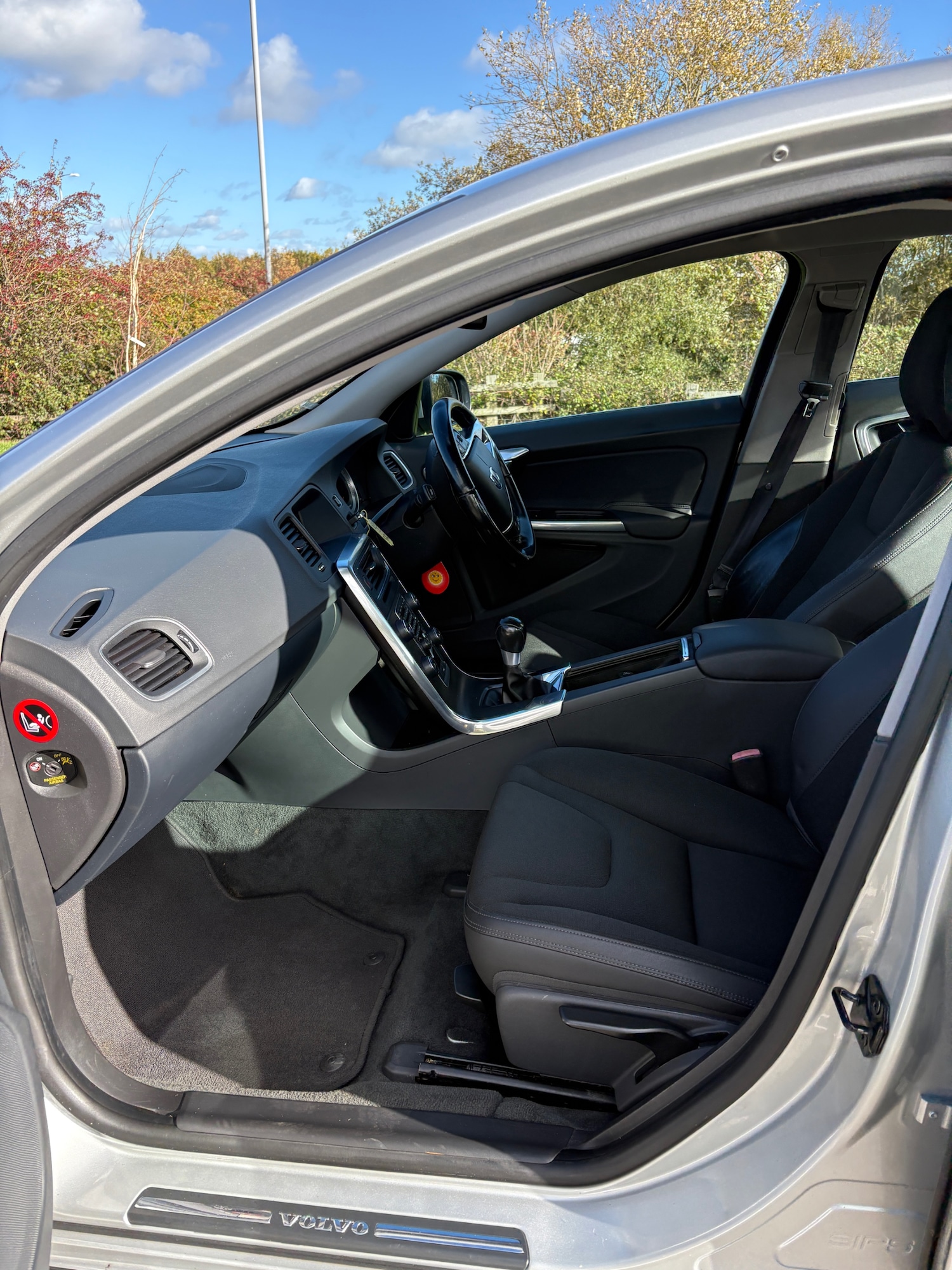 Used Volvo S60 2012 for sale - 76618547: Photo 11