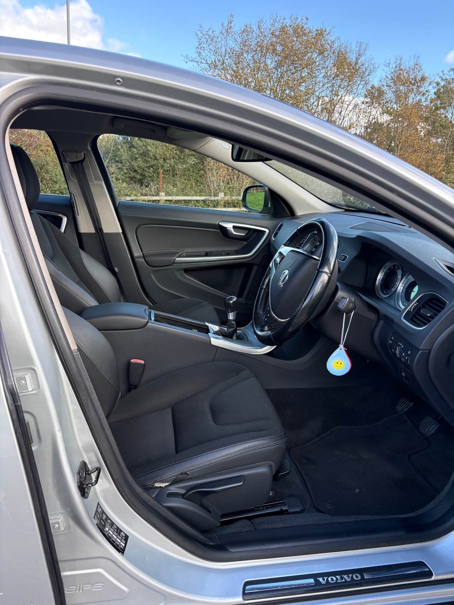 Used Volvo S60 2012 for sale - 76618547: Photo 12