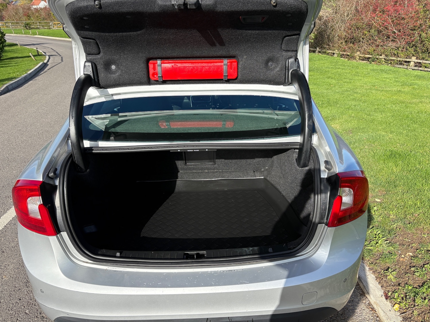 Used Volvo S60 2012 for sale - 76618547: Photo 9