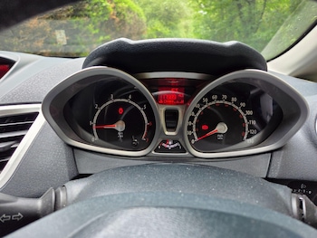 Used Ford Fiesta 2012 for sale - 79133542: Photo