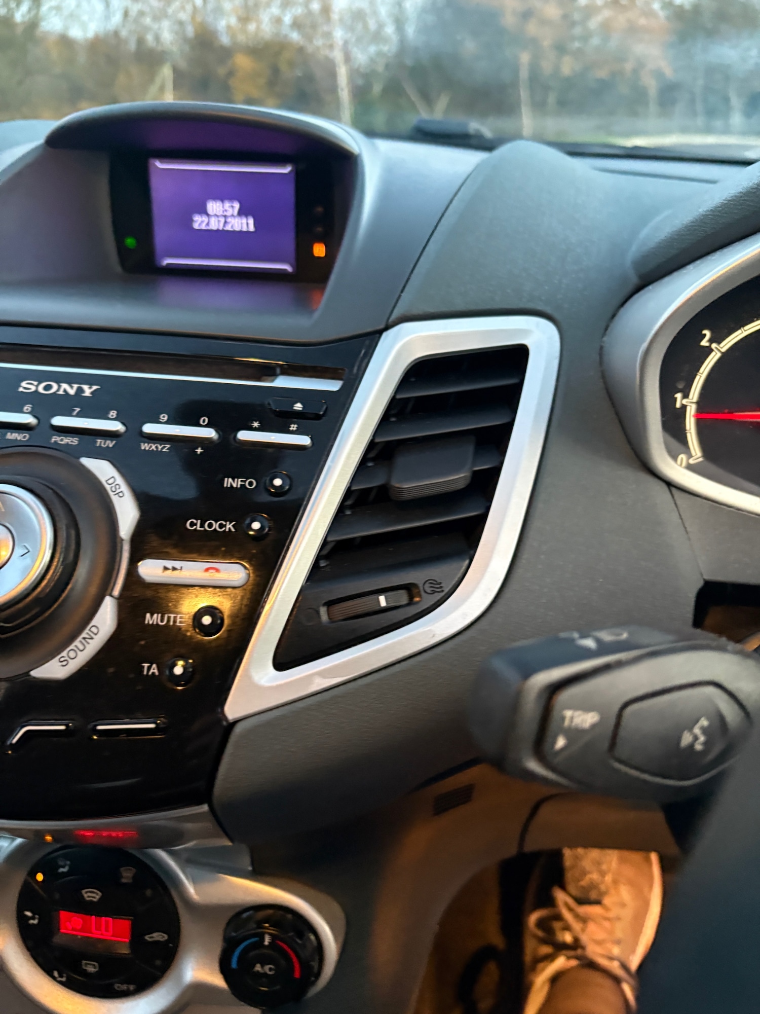 Used Ford Fiesta 2011 for sale - 76904452: Photo 28