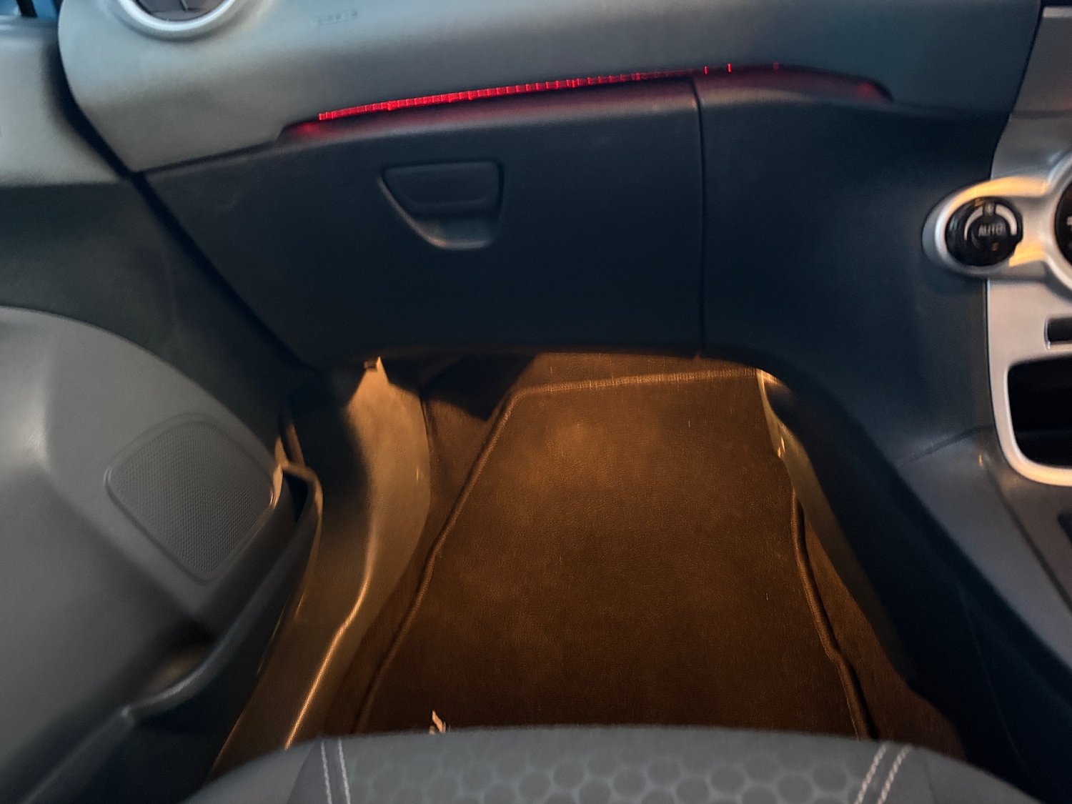 Used Ford Fiesta 2011 for sale - 76904452: Photo 30