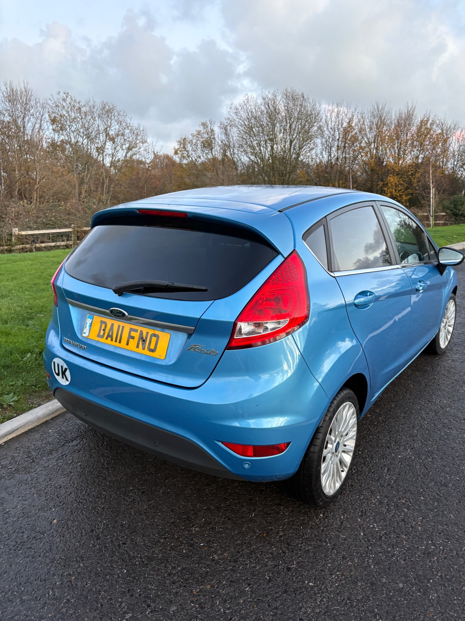 Used Ford Fiesta 2011 for sale - 76904452: Photo 4