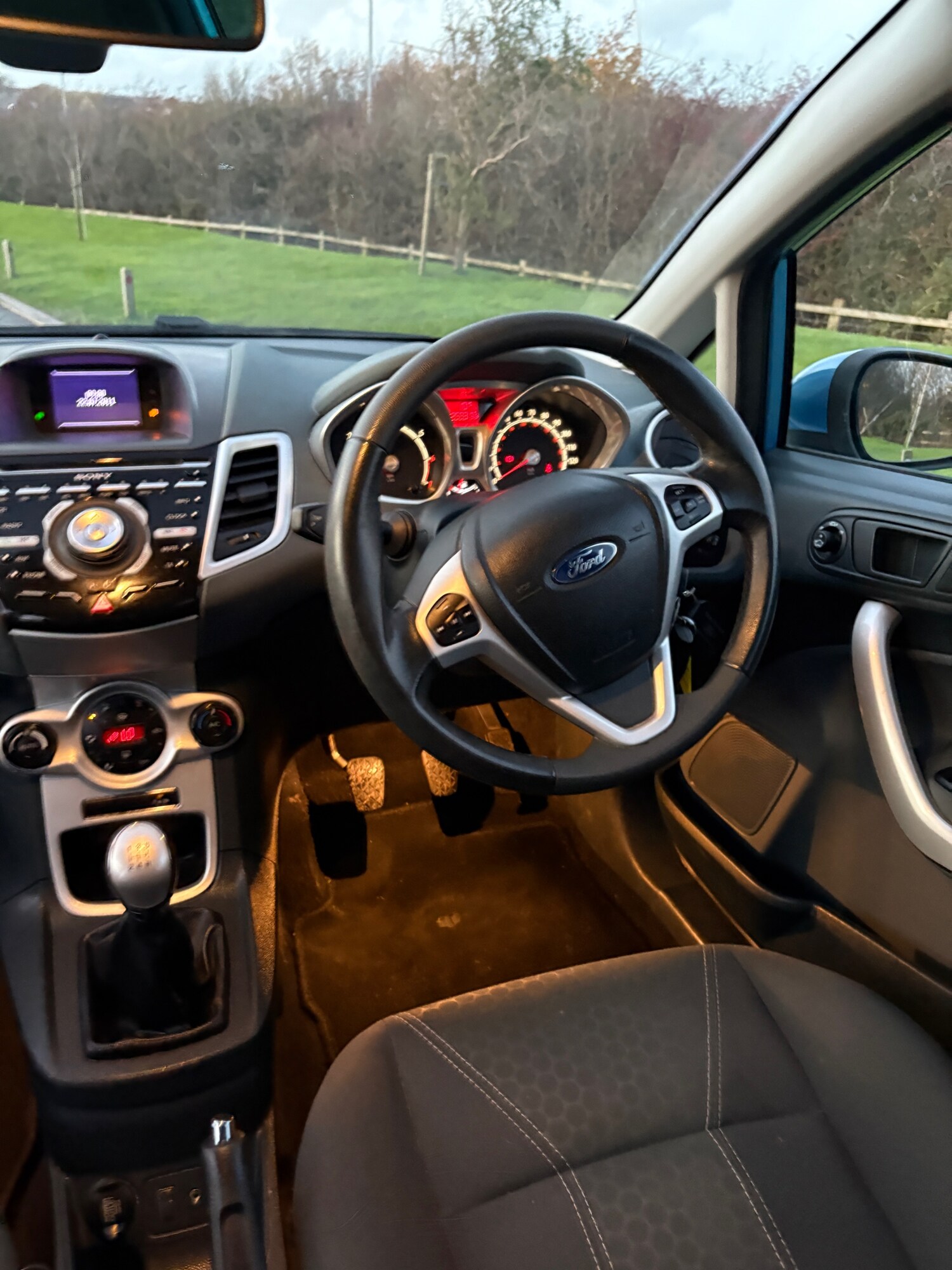 Used Ford Fiesta 2011 for sale - 76904452: Photo 40