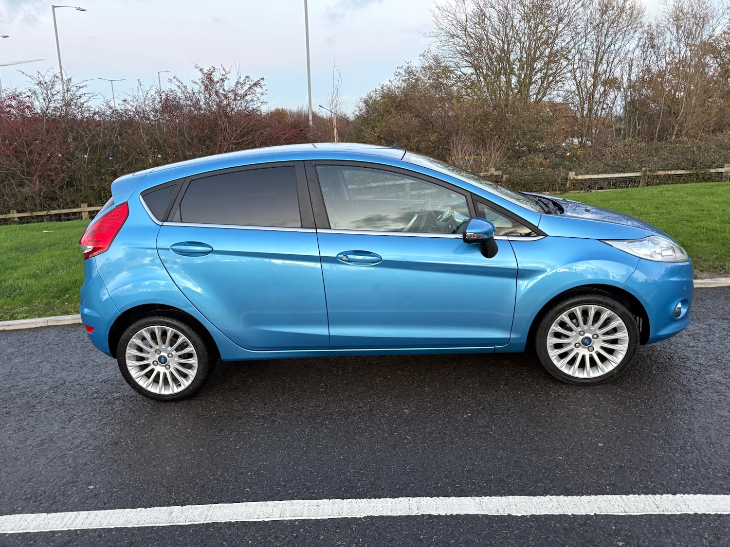 Used Ford Fiesta 2011 for sale - 76904452: Photo 8