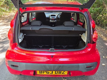 Used Peugeot 107 2014 for sale - 79355802: Photo
