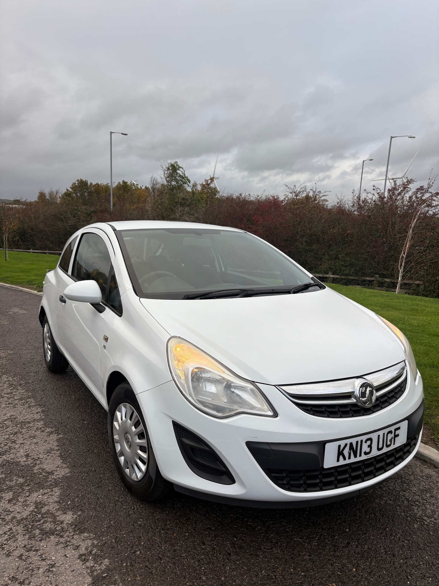 Used Vauxhall Corsa 2013 for sale - 76565010: Photo 1