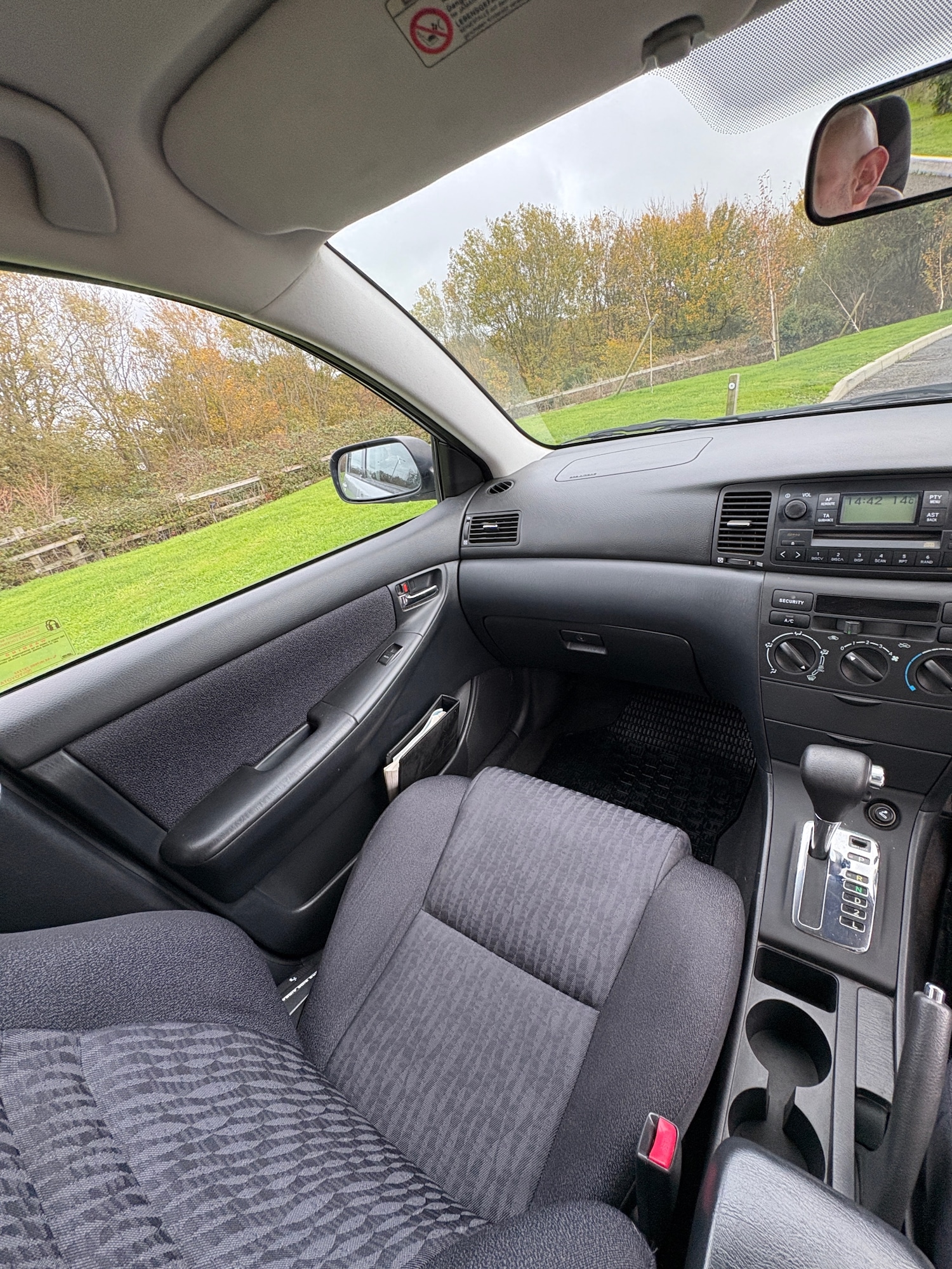 Used Toyota Corolla 2004 for sale - 76565025: Photo 14