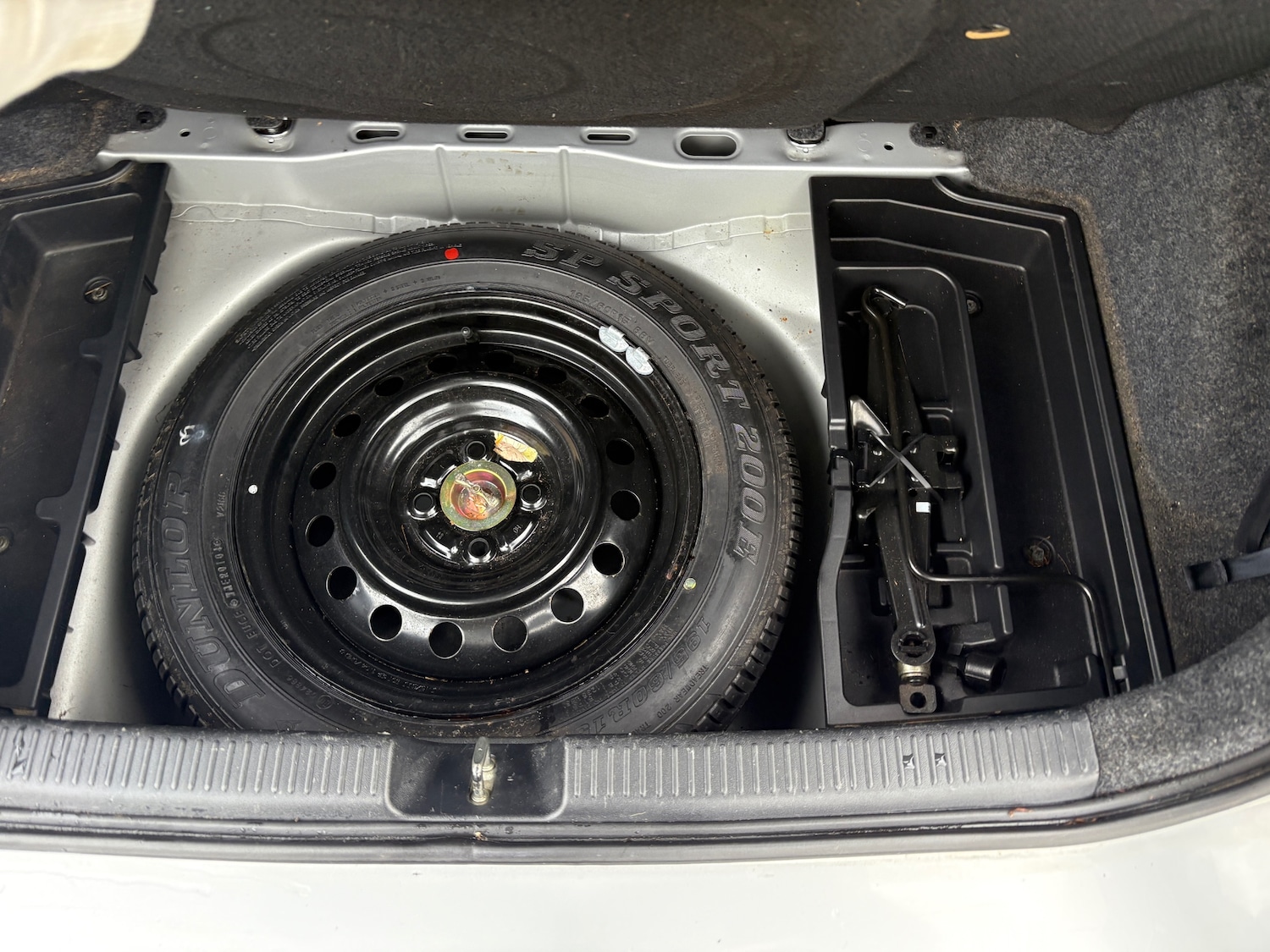 Used Toyota Corolla 2004 for sale - 76565025: Photo 20